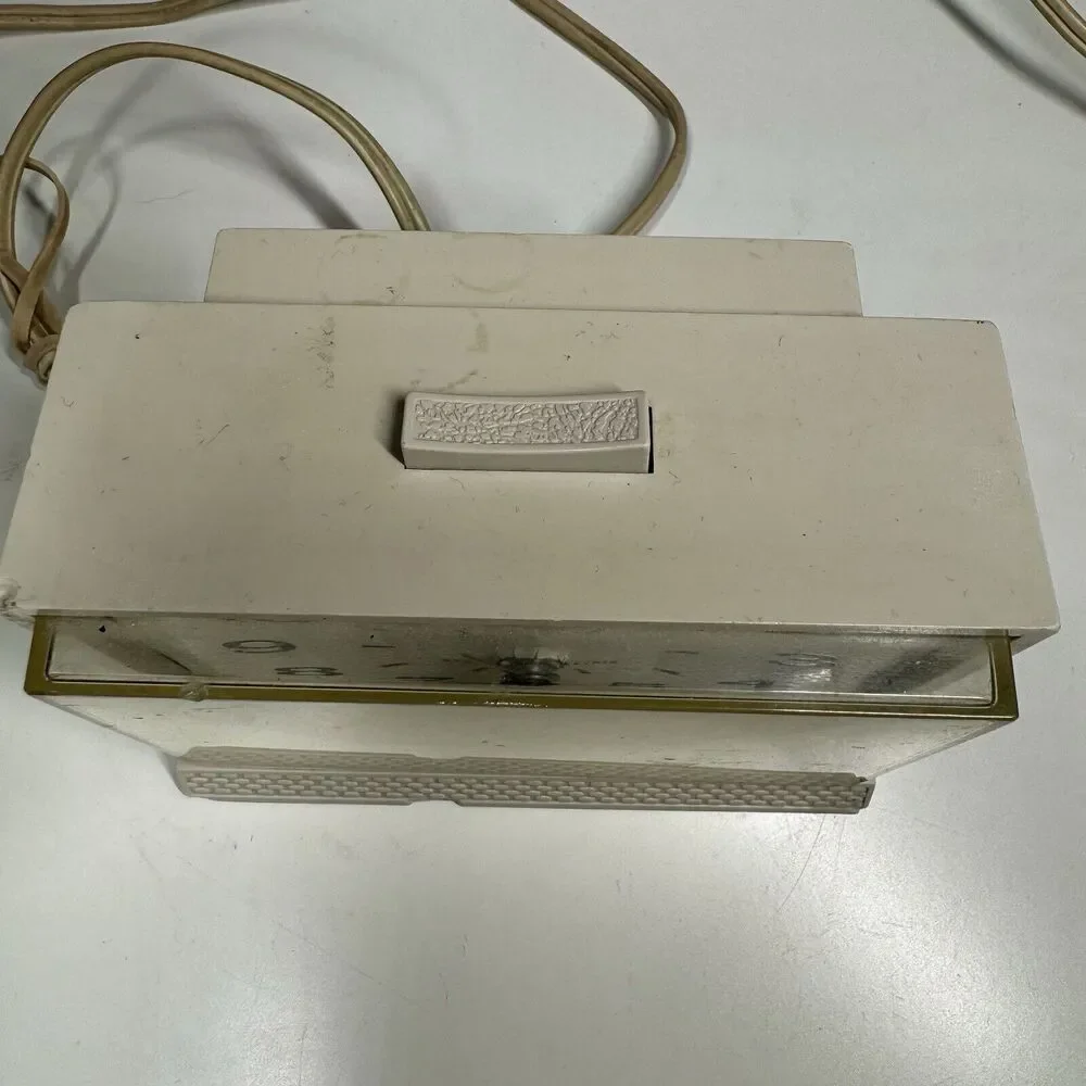 Vintage MCM General Electric (GE) Model 7331-2 Snooz-Alarm Clock - Tested Works
